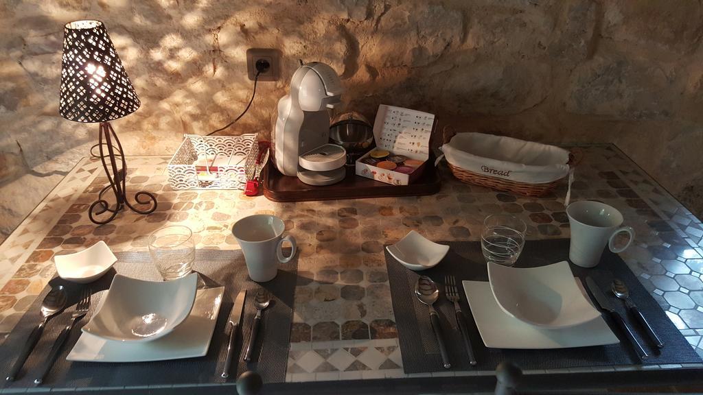 Le Donjon Des Combes Et Son Spa Fayence Pokoj fotografie
